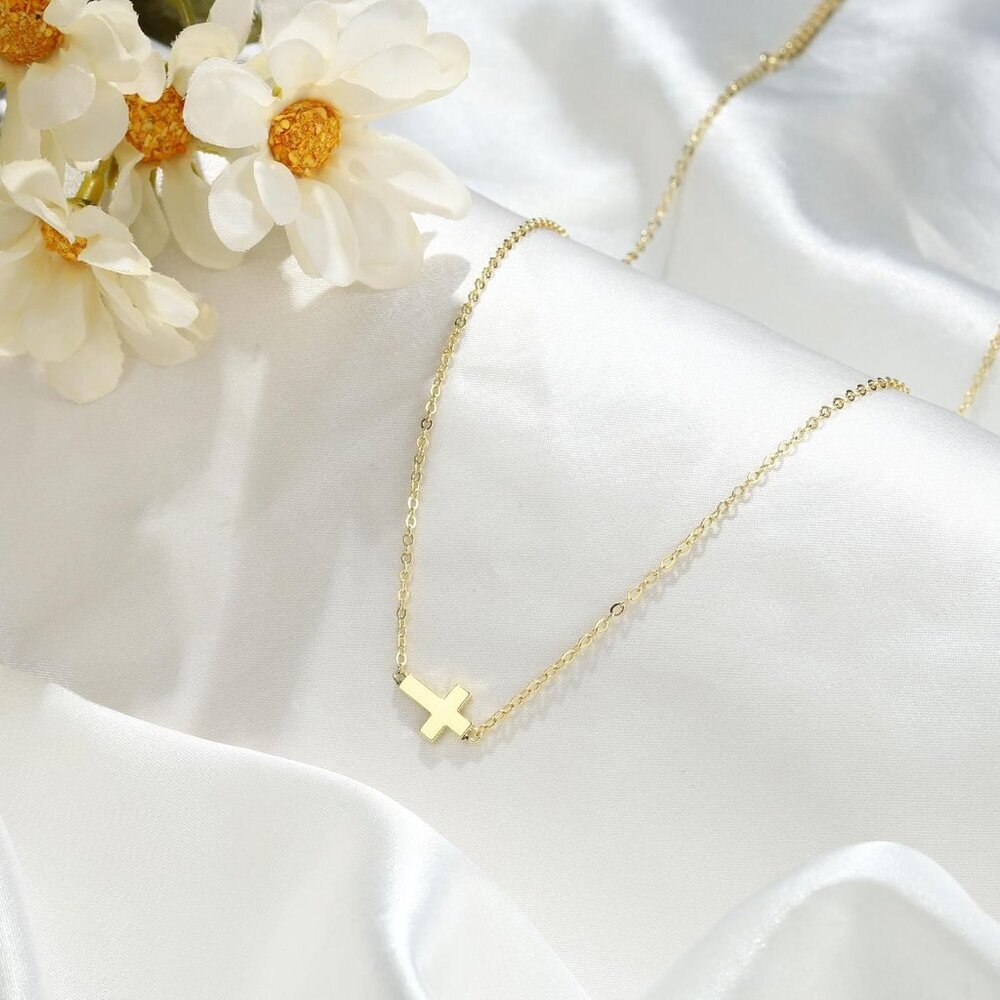 Trendy Gold Cross Necklace for Women - Hypoallergenic Sideway Choker Style - Picture 6 of 7